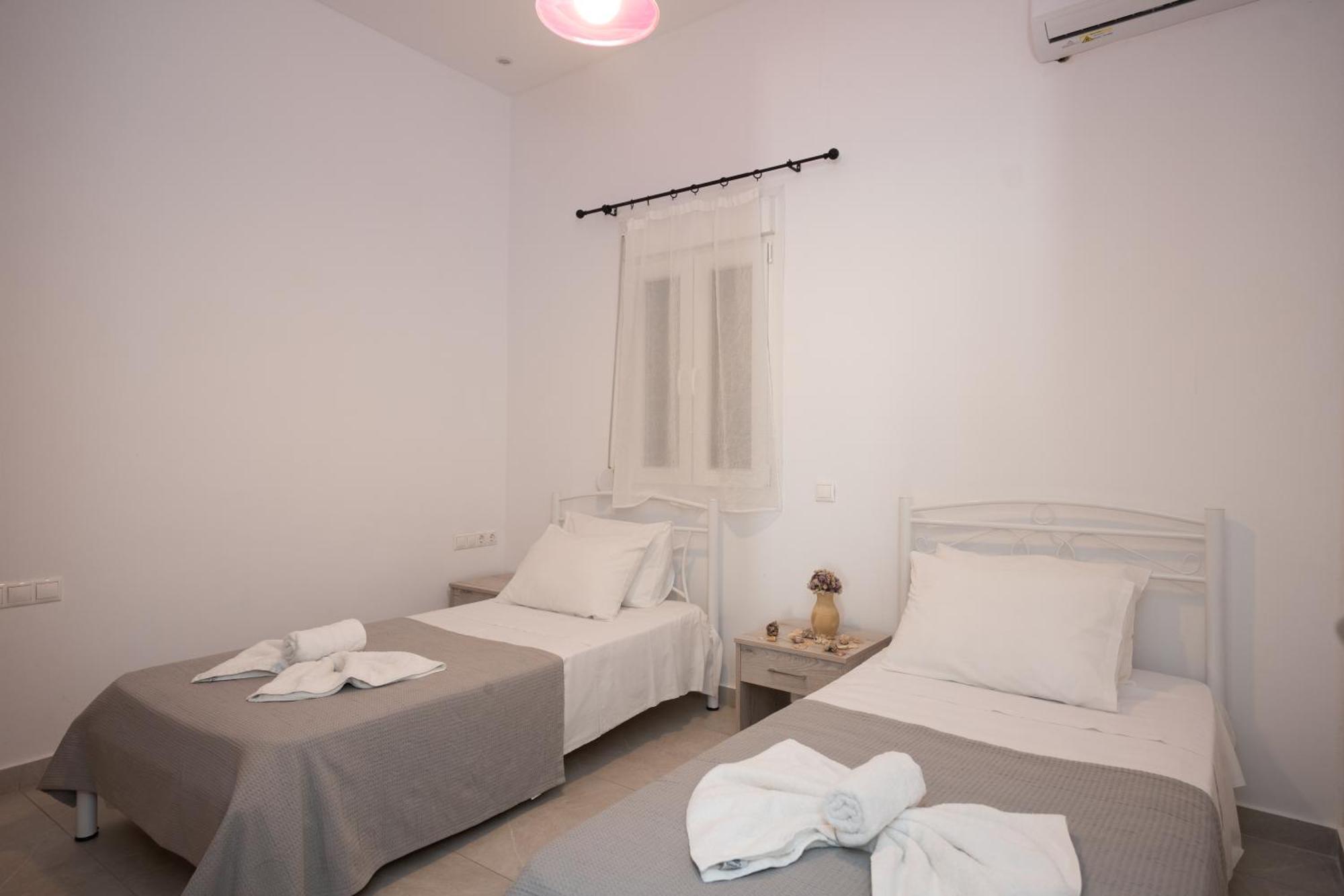 Spilia Apartments & Suites Mykonos Agrari  Bagian luar foto