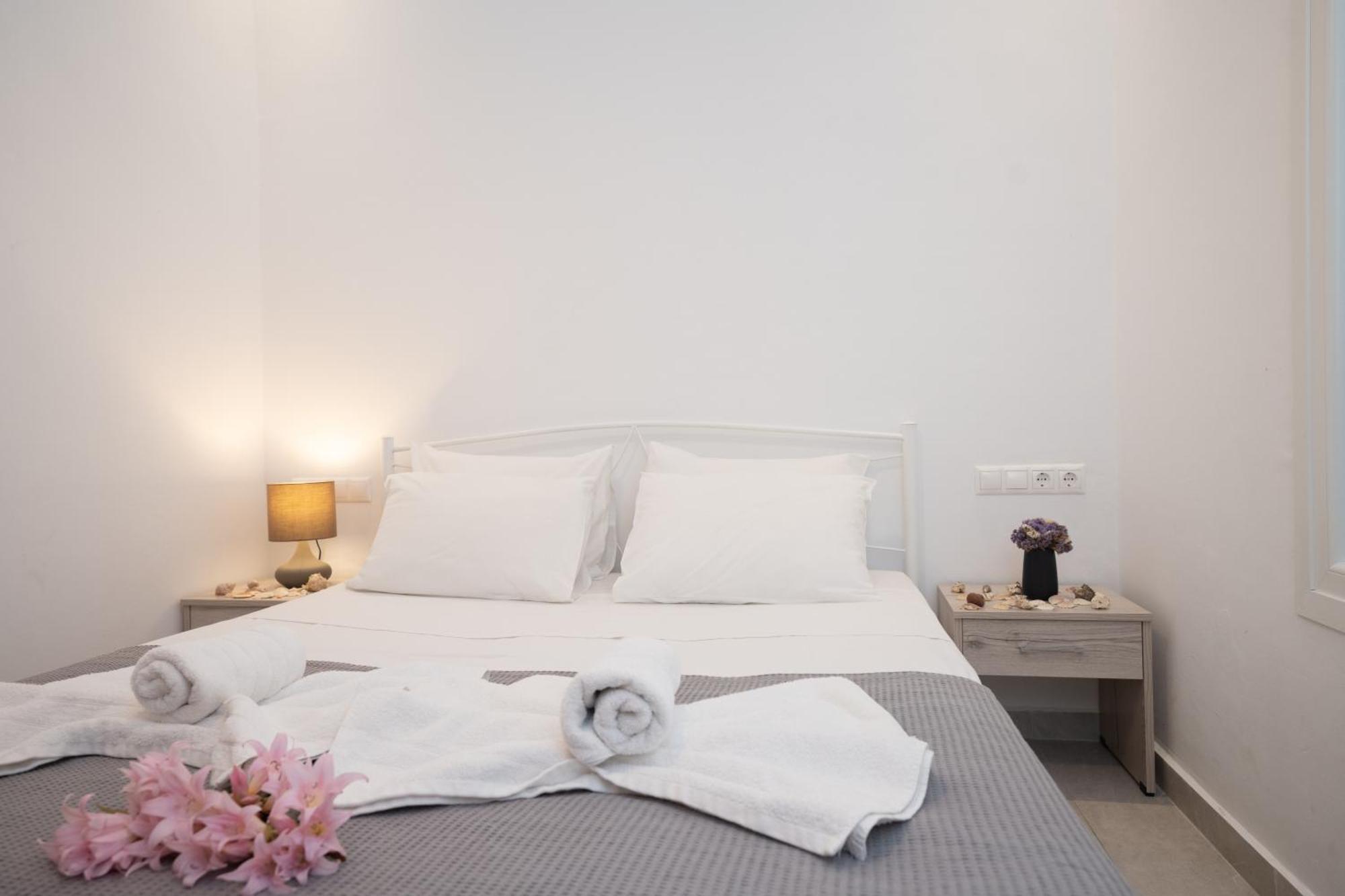 Spilia Apartments & Suites Mykonos Agrari  Bagian luar foto