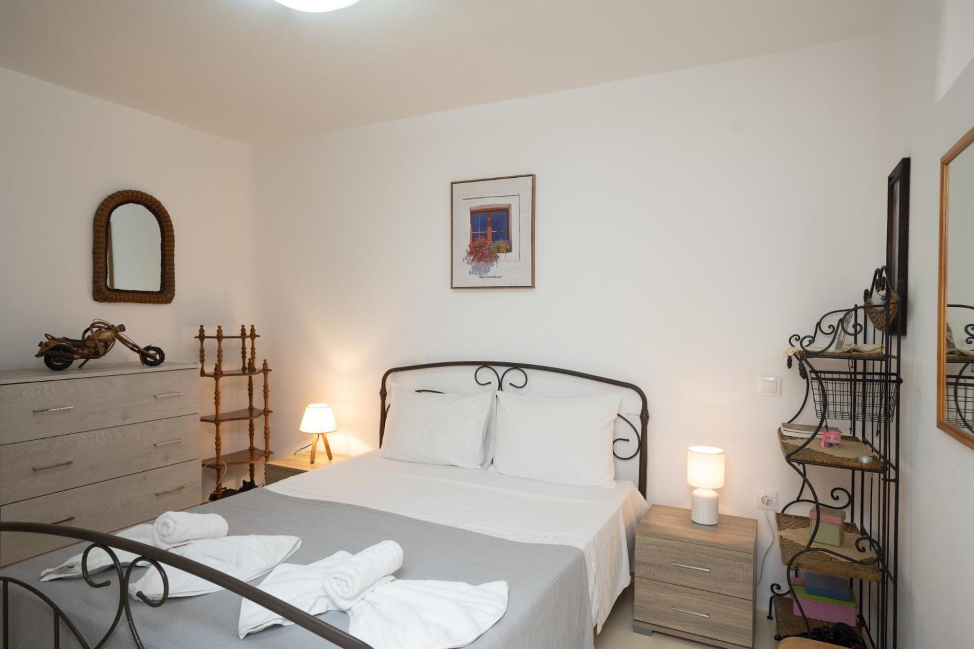 Spilia Apartments & Suites Mykonos Agrari  Bagian luar foto